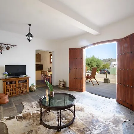 Esterlicias Willa Teror